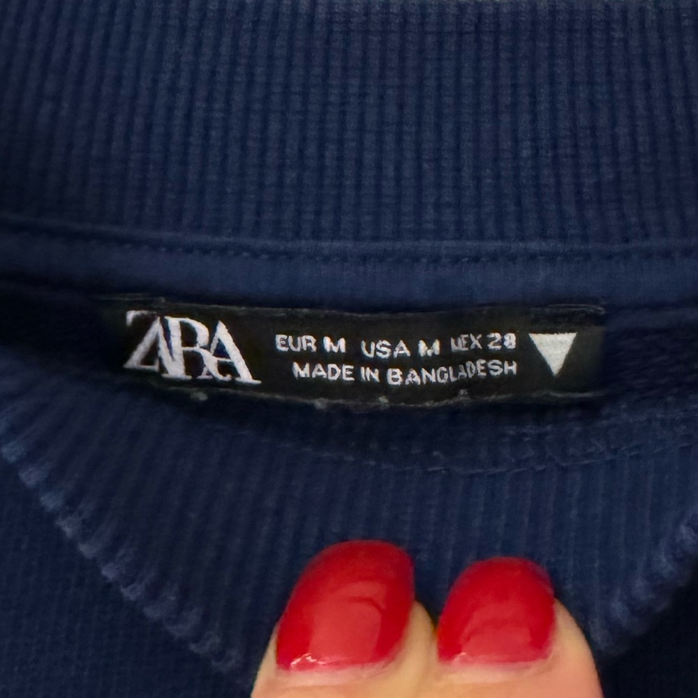 Crew Neck - Picture 2 of 2